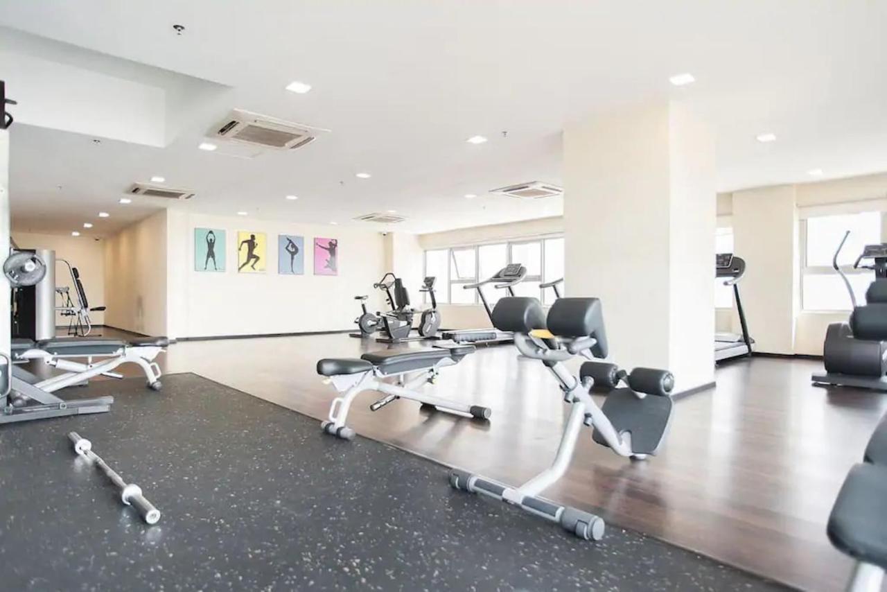 Suria Jelutong Studio By Beestay Shah Alam Luaran gambar